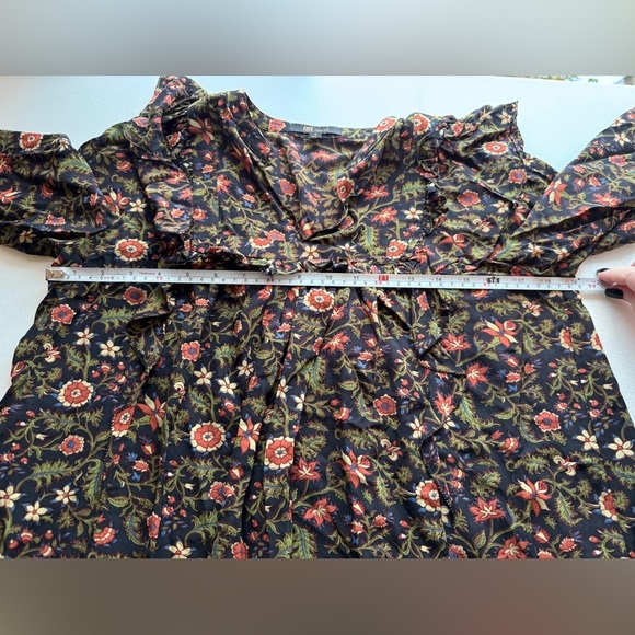 Frye Odetta Floral Long Sleeve Blouse
Size Small - Picture 4 of 9